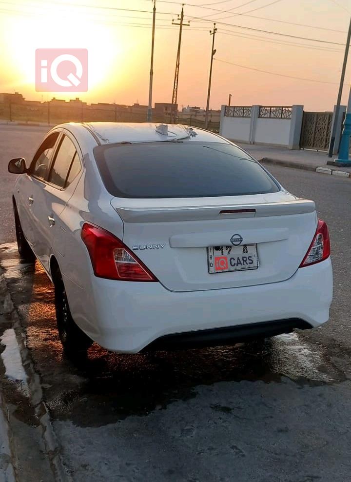 نيسان صني